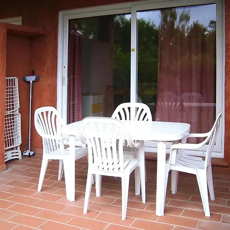 Ghisonaccia Apartment Near Sandy Beach Lägenhet *